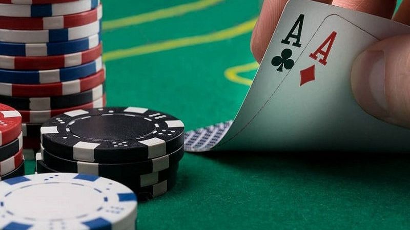 Cách đánh bài poker luôn thắng của bí kíp của các cao thủ 